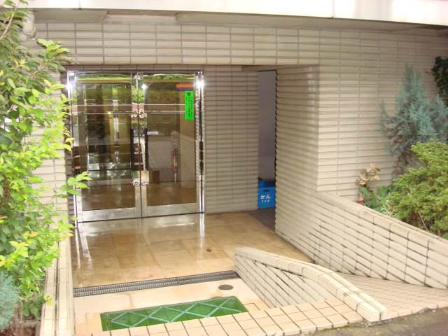 ピア成増2階 エントランス