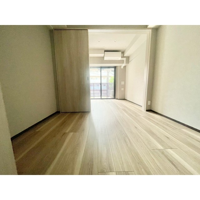プレール・ドゥーク川崎Ⅳ ※203号室の参考写真です。反転の可能性
