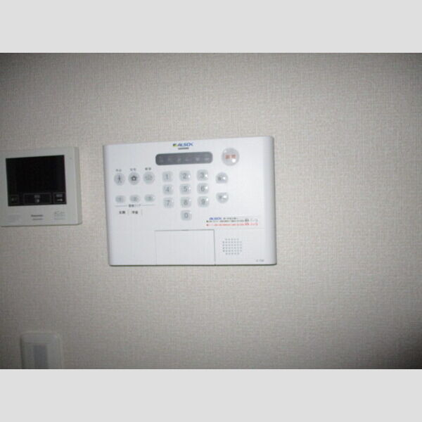 ポム・アール106号室 アルソック　ホームセキュリティ