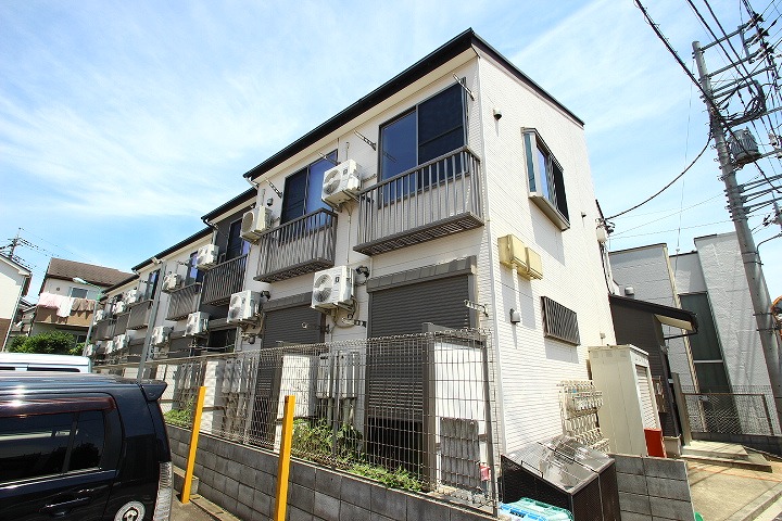 ＢｅｓｔＳｔａｇｅ鶴馬 外観