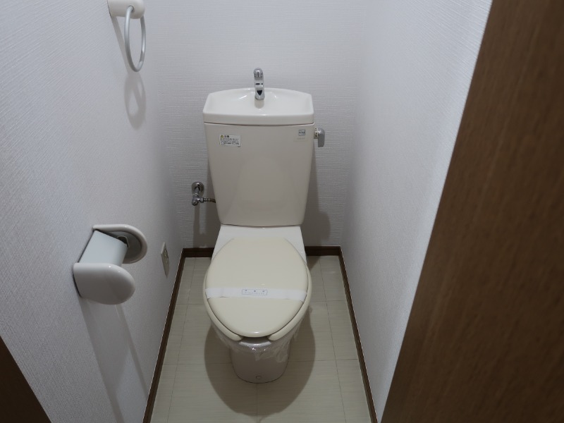 ヒルサイト洋光台1階 トイレ