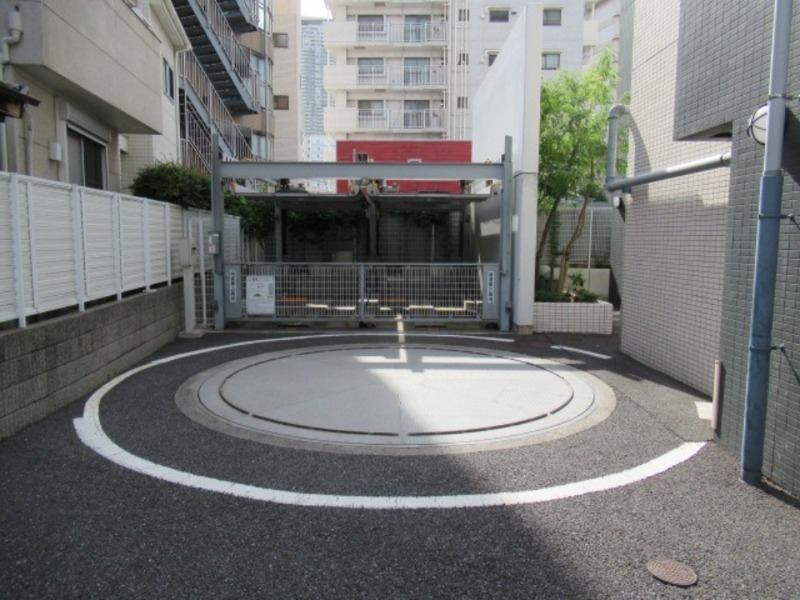 リンクパラッツォ川口本町8階 駐車場