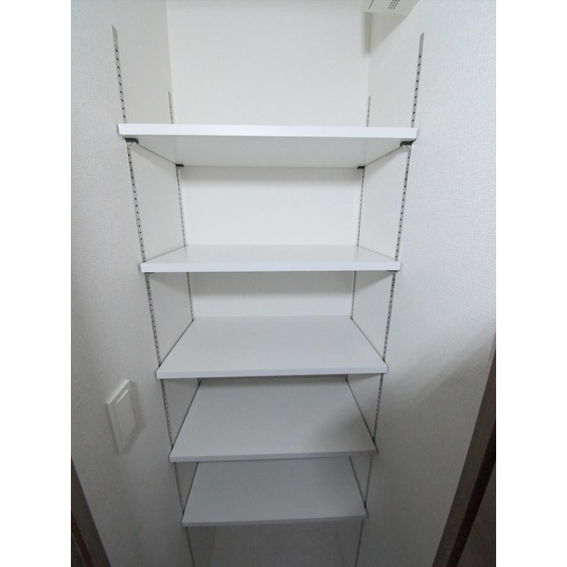 プライムガーデン若木0108号室 内観