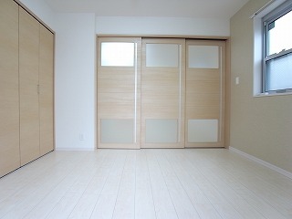 リブリ・M.Y.K 寝室