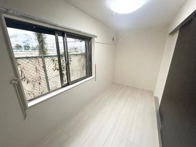 グラン　ジャルダン103号室 洋室