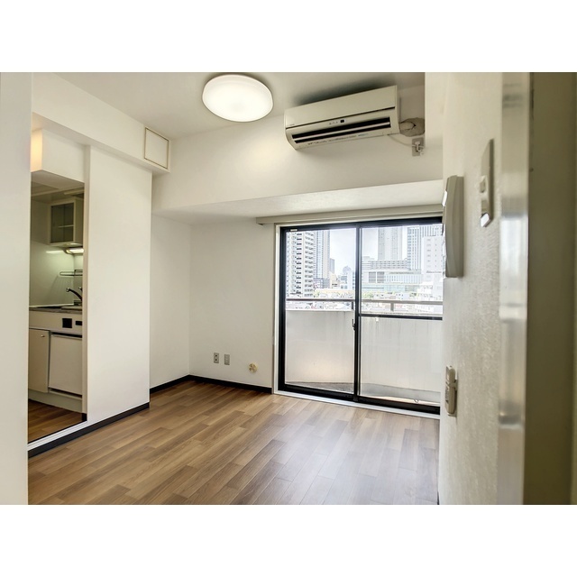 シティハイツ新大塚 内観