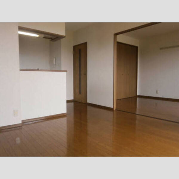 Bell・House DK【9帖】・南側洋室