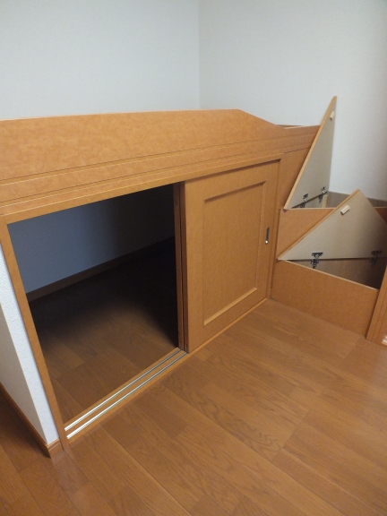 レオパレスやまとみⅡ 寝室