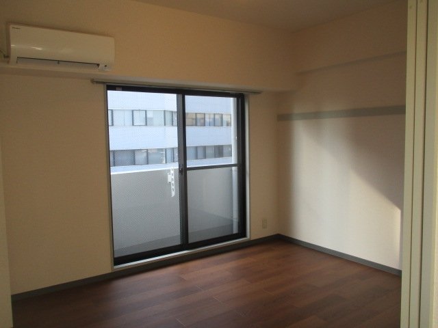 ＹＯＮＥＤＡＹＡビル リビング