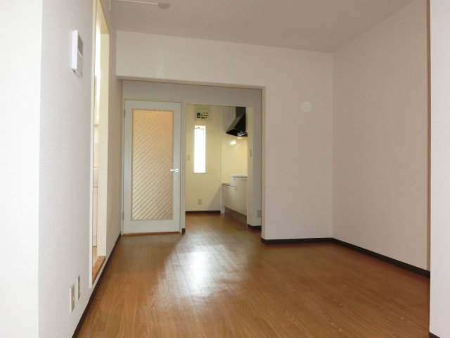 山手台パストラル DK　※別号室の参考写真です(現況優先・仕様違いの場合あり)