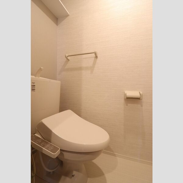 メゾン ド 常盤201号室 温水洗浄暖房便座