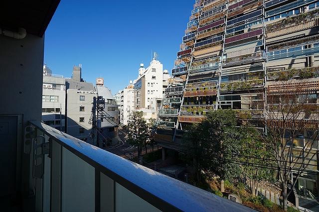 ALTERNA東池袋4階 玄関