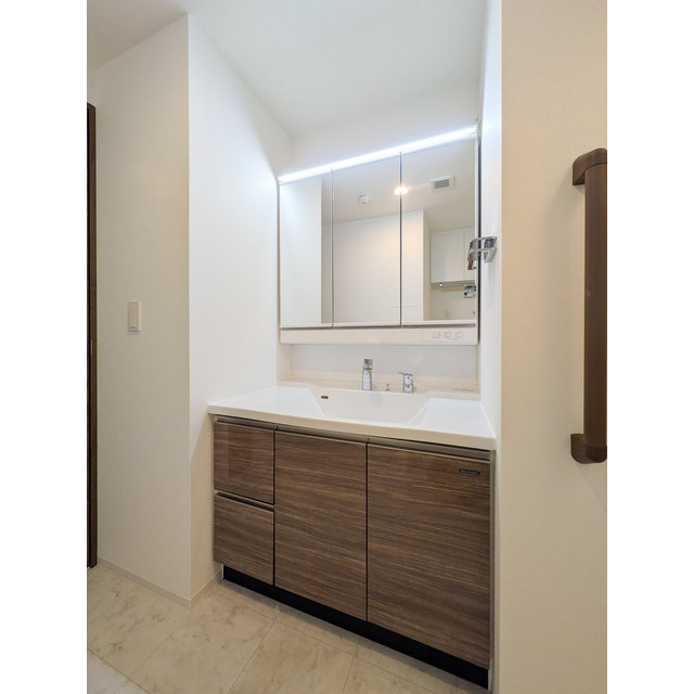 プライムガーデン若木0504号室 内観