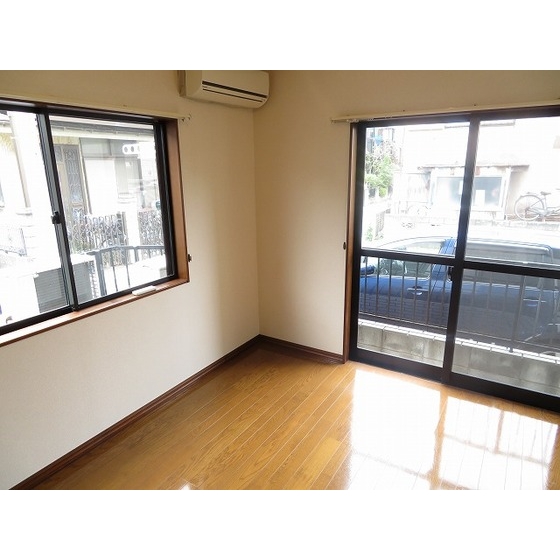 ハイツ・セシボン リビング