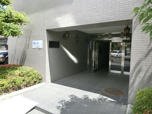 エトワール下赤塚 エントランス