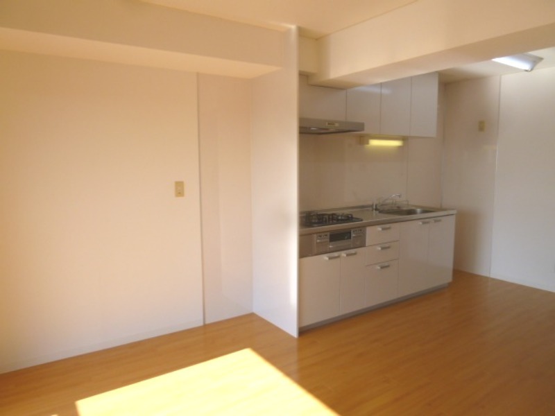 豊栄ビル リビング