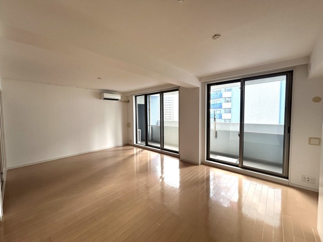 横浜ポートサイド・パーク 2025年9月撮影