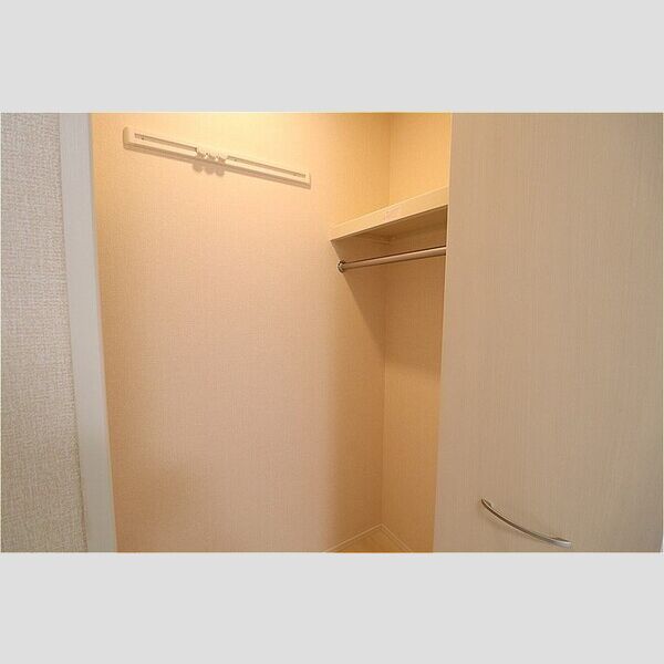 ニーナサクレ 収納