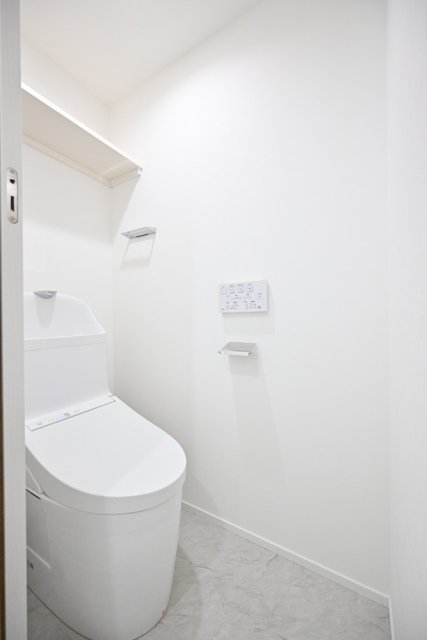 Ｔｈｅ　Ｒｅｓｉｄｅｎｃｅ　Ｎｉｈｏｎｂａｓｈｉ5階 トイレ