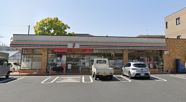 一之江1丁目戸建 【コンビニエンスストア】セブンイレブン 江戸川春江町3丁目店まで649ｍ