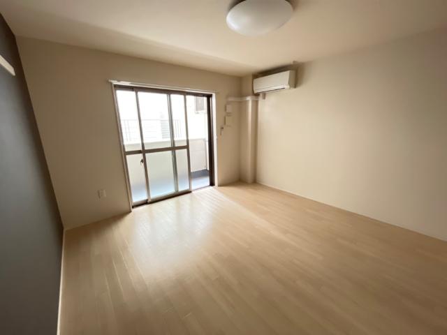 ヴィーナス（Venus）00103号室 室内