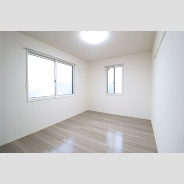 ティアラⅠ301号室 洋室6.6帖