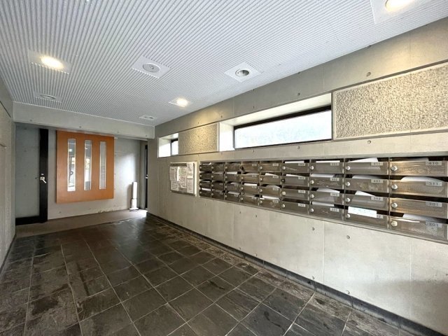 ＫＩＫビル5階 エントランス