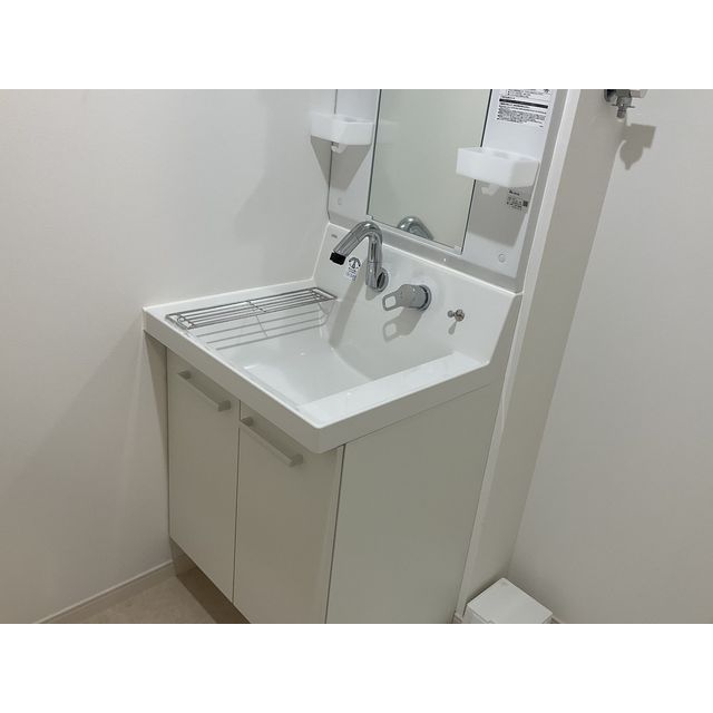 M・プーロニンフェア201号室 内観