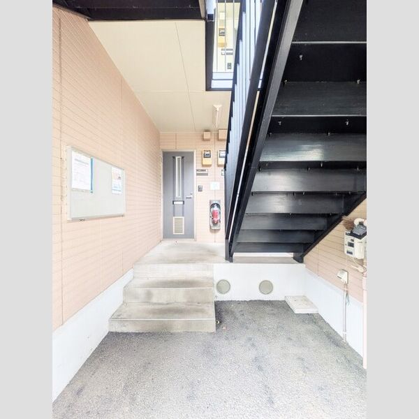 グランナチュール　A エントランス