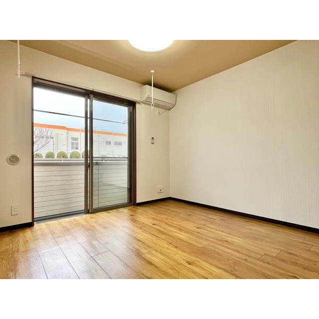 Ｂｌｕｅ ｇｒａｎｄｅ ☆洋室7.1帖　※照明は案内用です