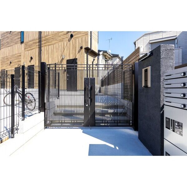 WoodCrest大井Residence エントランス