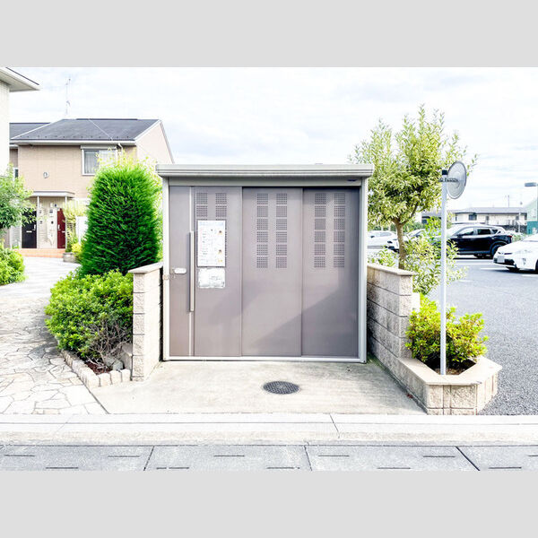 エーデルハイム　D 敷地内ゴミ置き場