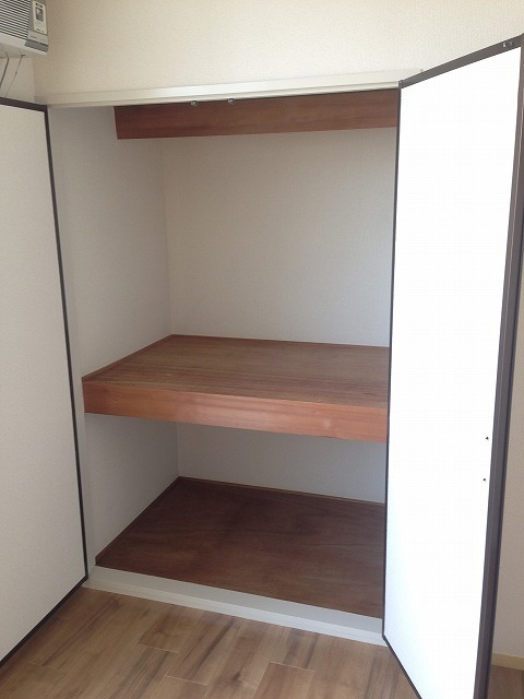 テンダーハイム2階 同建物別部屋の参考画像