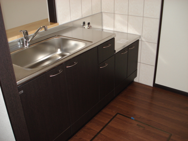 コンフォートレジデンス103号室 キッチン