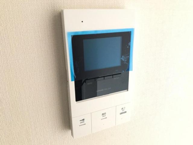 八景しお彩401号室 カメラ付インターホン