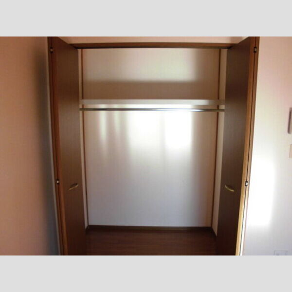 グランドソレイユ201号室 クローゼット