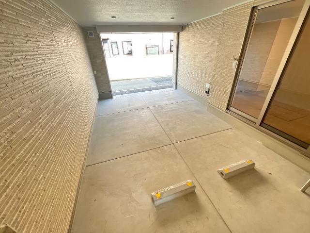 Ｇ・シエルクレール105号室 ガレージ