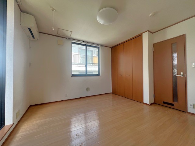 ＥＡＳＴⅢ0102号室 リビング