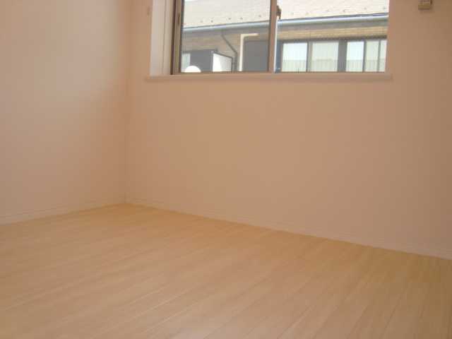 ブランジュ南逆井 洋室