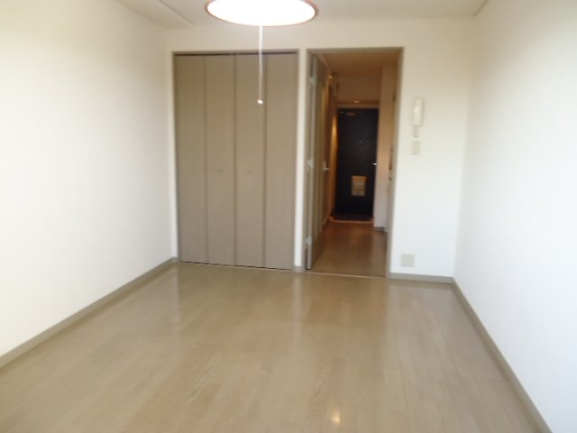 リリーベル 洋室