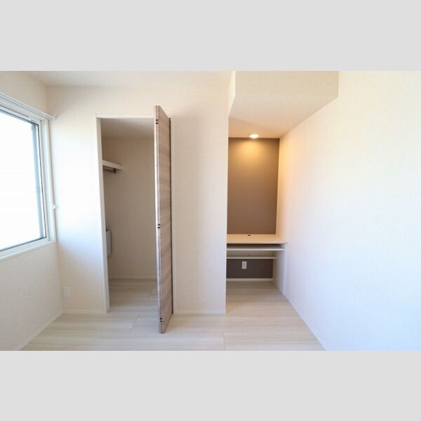 ル・グランⅢ クローゼット