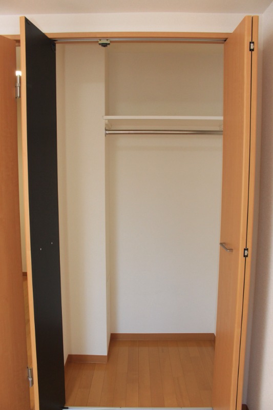 セナリオフォルム柏Ⅶ3階 収納