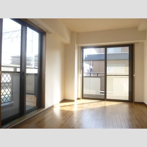 アルファークレスト301号室 洋室