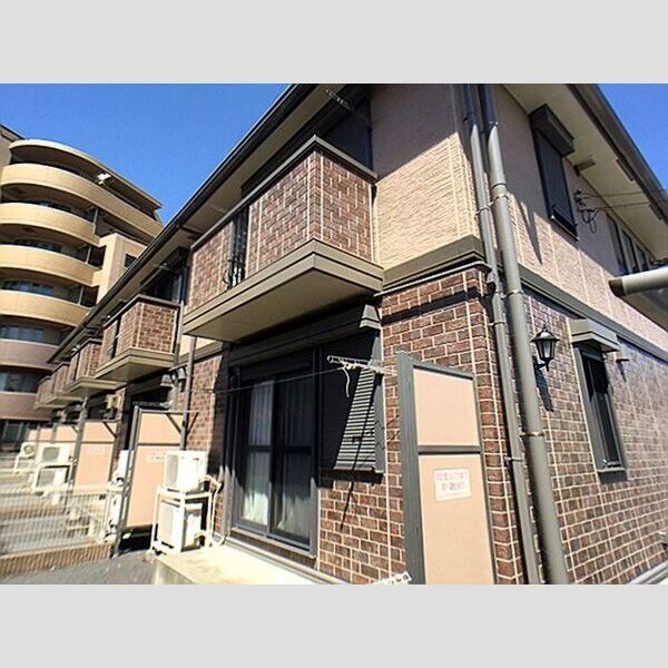 エテルナーレ203号室 外観