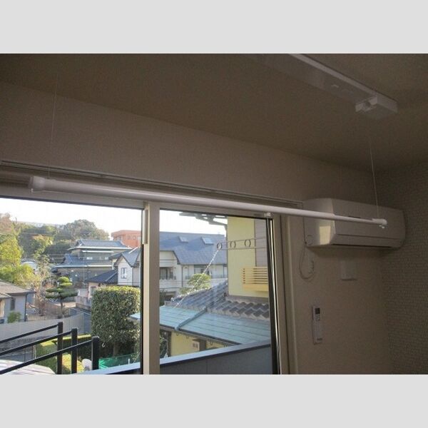 Casa　Naraha202号室 室内物干し