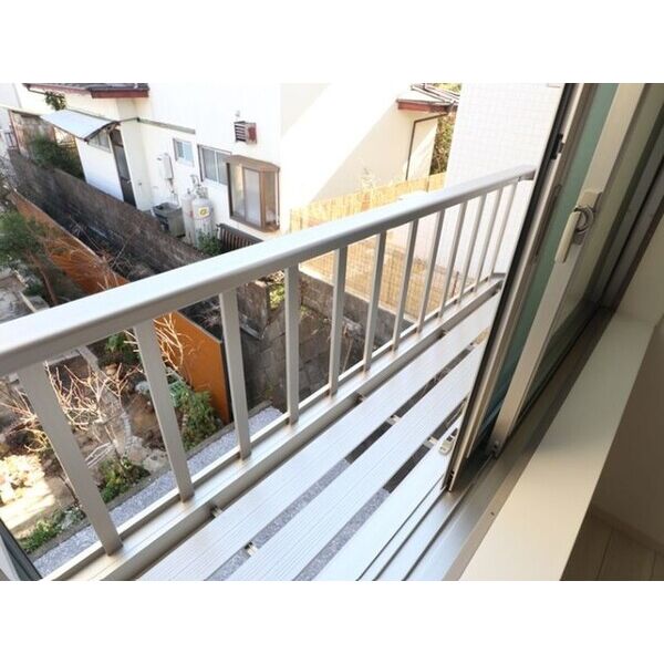 ランウェイ34R バルコニー