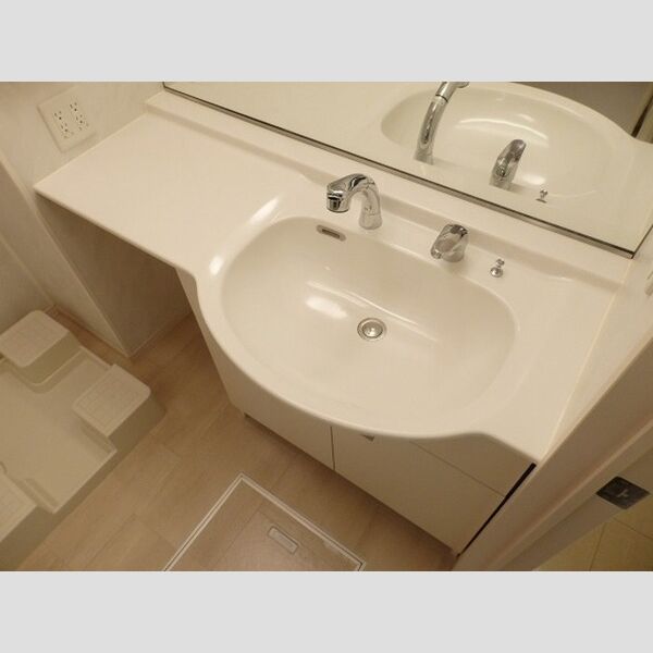 clochett et soleil (クロシェット エト ソレイユ)　 洗髪洗面化粧台