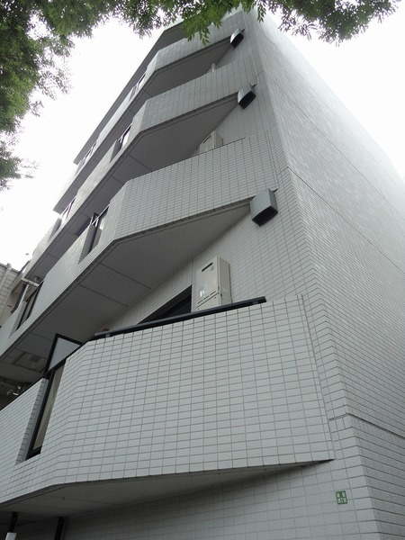 サンテミリオン千歳烏山401号室 外観