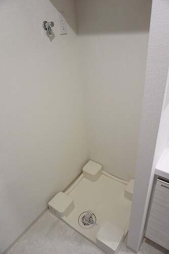 フレシア中目黒6階 同建物別部屋の参考画像