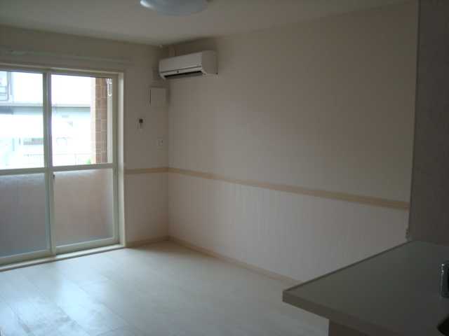 プティ　グリシーヌ リビング